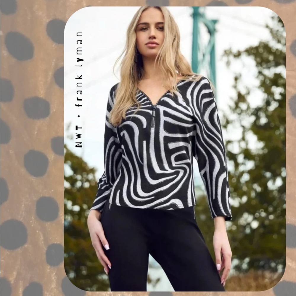 🎉 Frank Lyman black & gray abstract swirl zip-up sweater with rhinestones